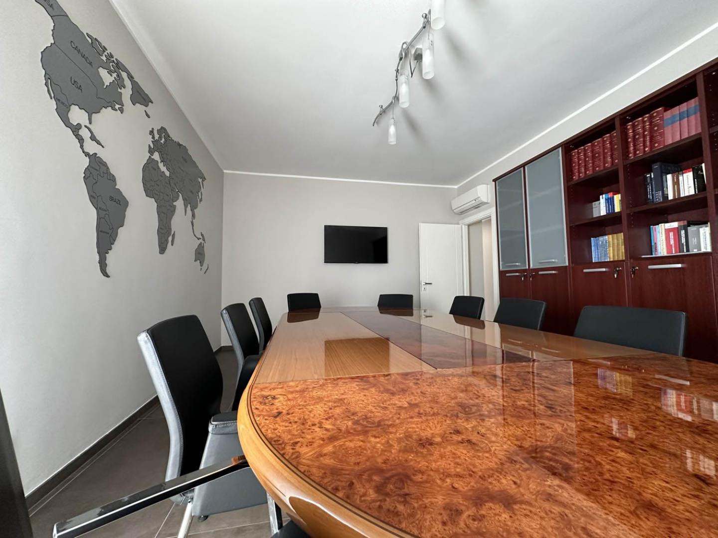 Agora Connect Space Brindisi Luaran gambar