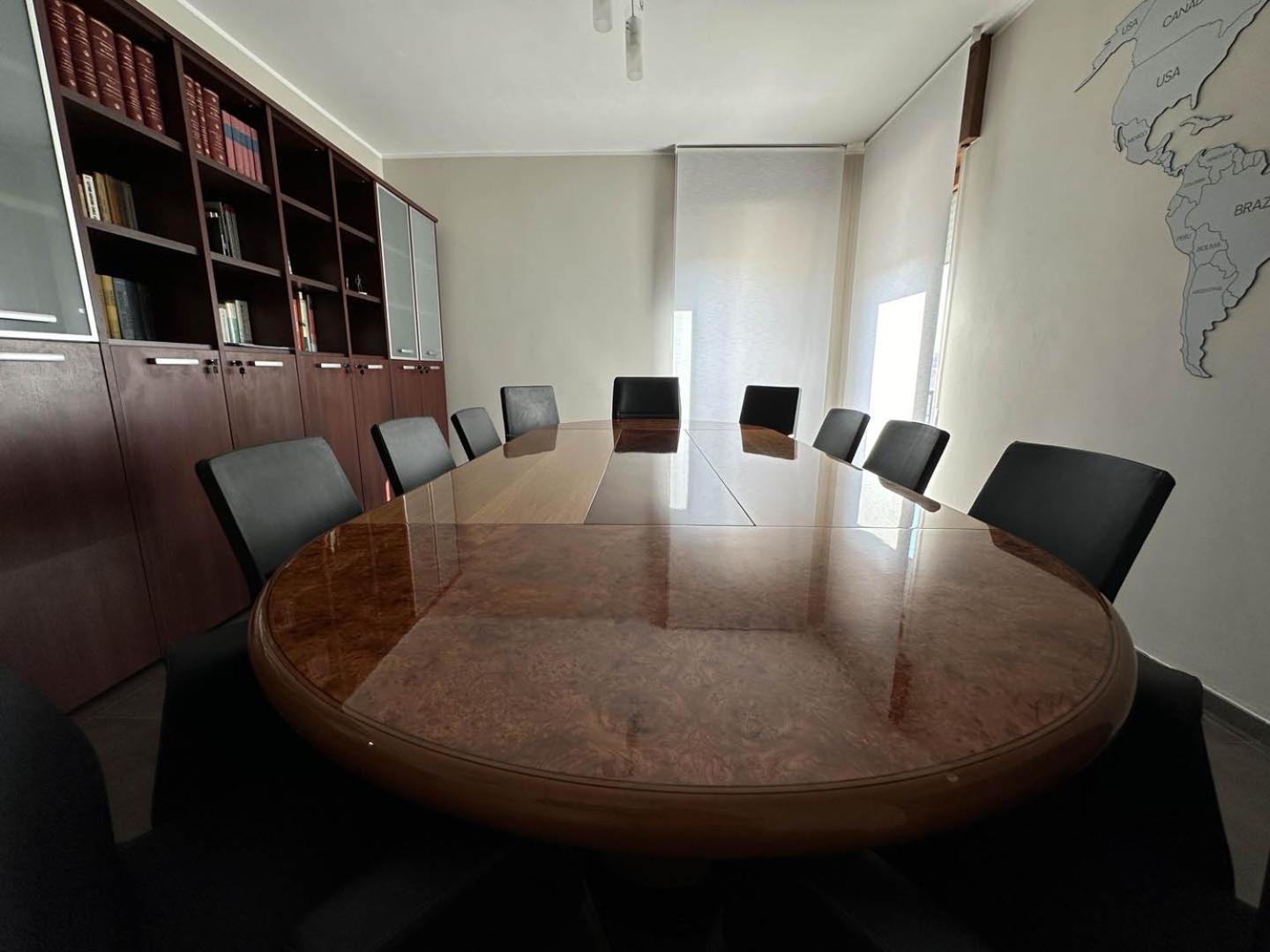 Agora Connect Space Brindisi Luaran gambar