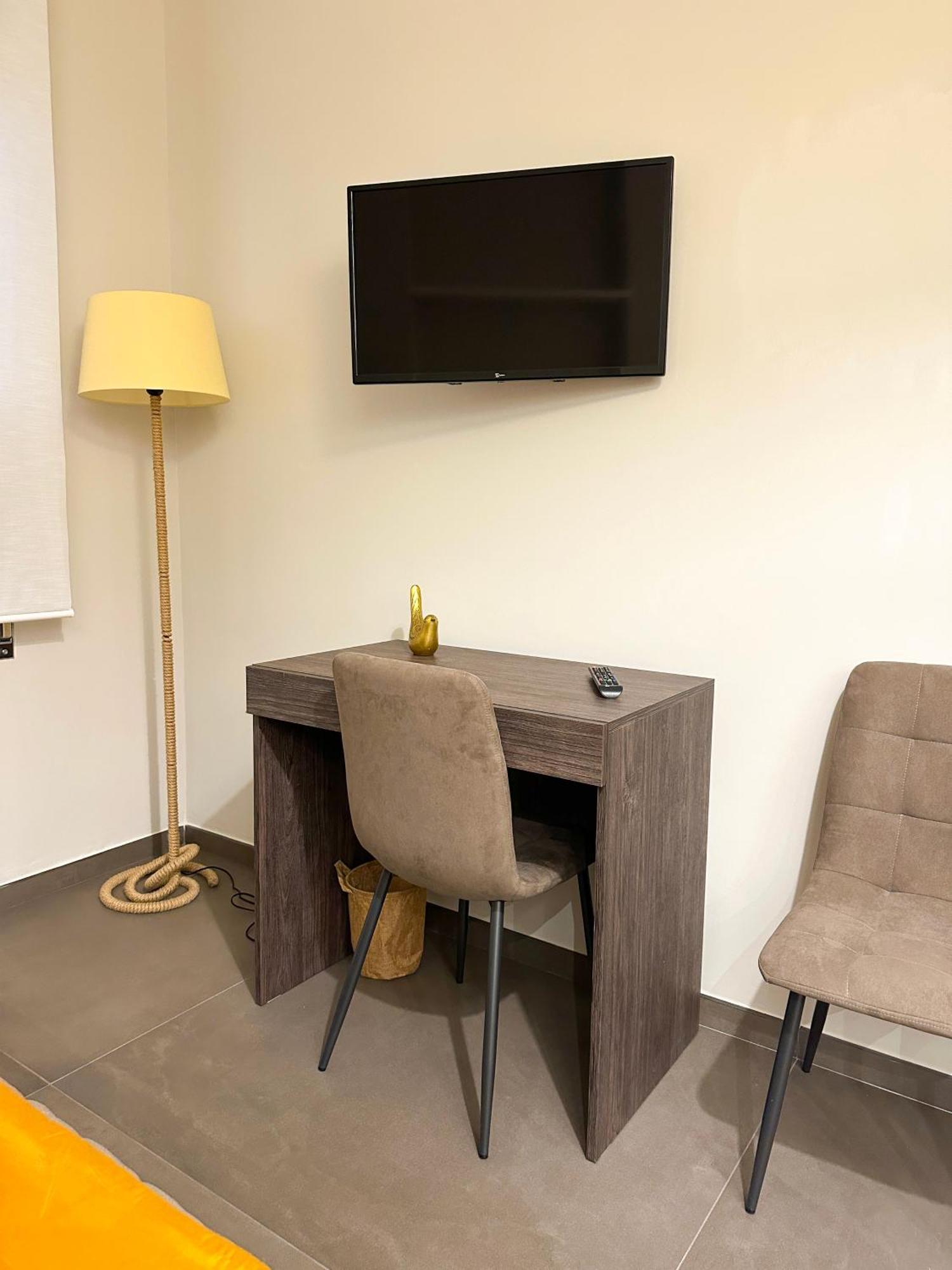 Agora Connect Space Brindisi Luaran gambar